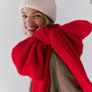 Hit The Ground Scarf - 
Color - Red
FREE PEOPLE
NWOT